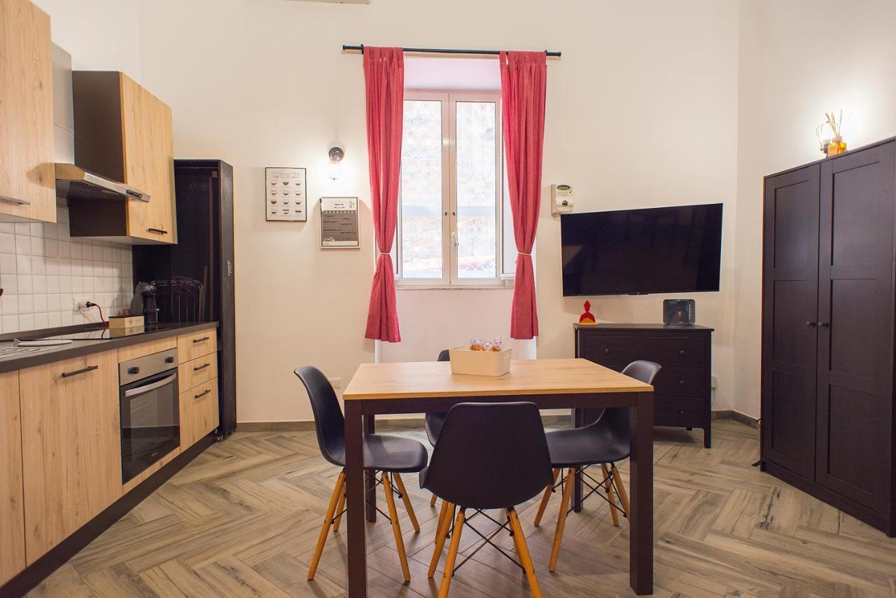 Madaleni Home Plebiscito Napels Buitenkant foto